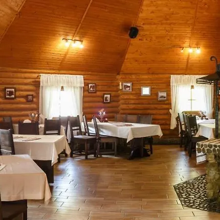 Toursit Complex Kvasova Zajazd Polyana (Transcarpathia)