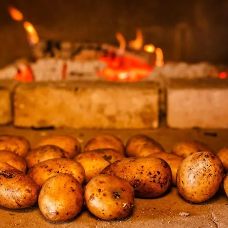 Zajazd Toursit Complex Kvasova