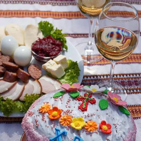 Toursit Complex Kvasova Zajazd Polyana (Transcarpathia)