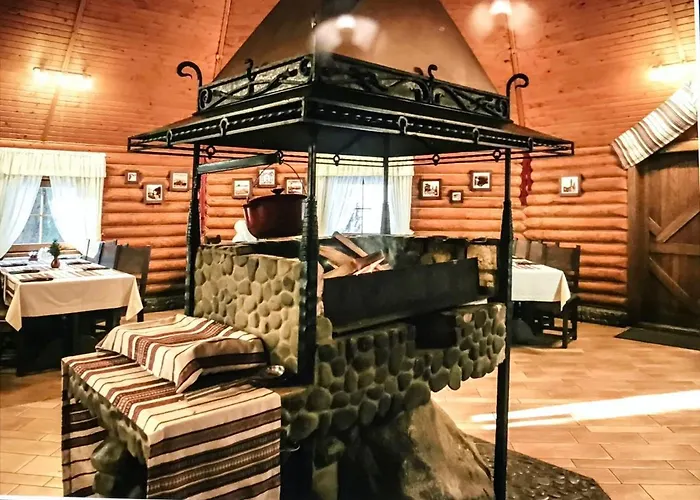 Toursit Complex Kvasova 宾馆 *